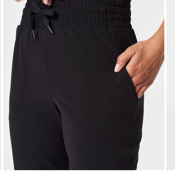 SPANX® On the Move
Tapered Pant - Picture 3 of 9